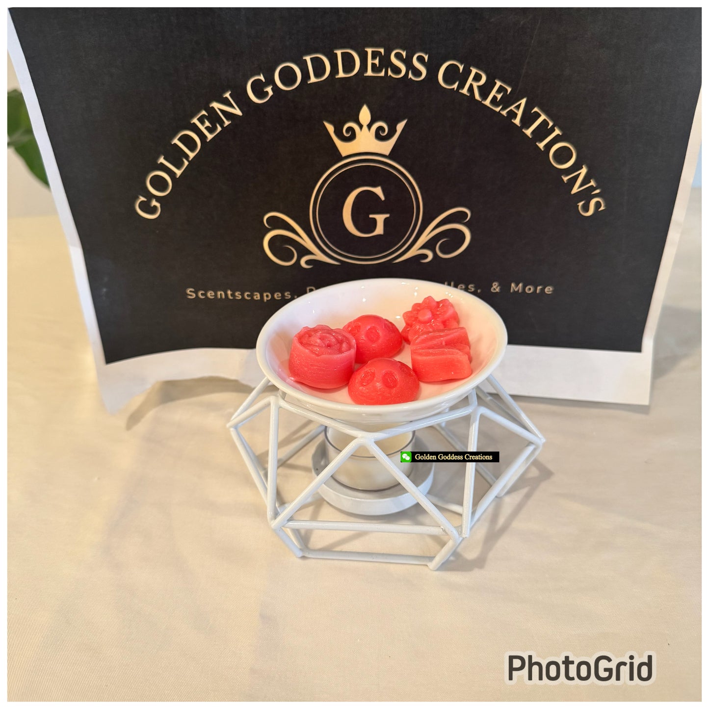 Grounding Bliss – Patchouli Scentscape (2oz Wax Melt)