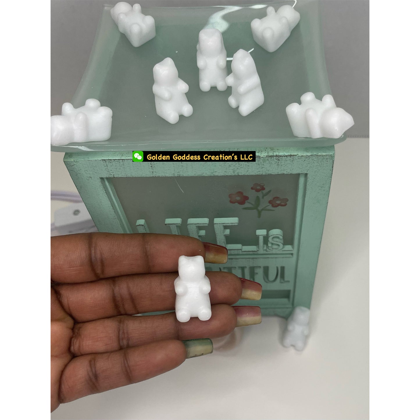 Bold & Grounding ~ Goddess Strength Sandalwood Scentscape | 1 and 4 oz. Wax Melts