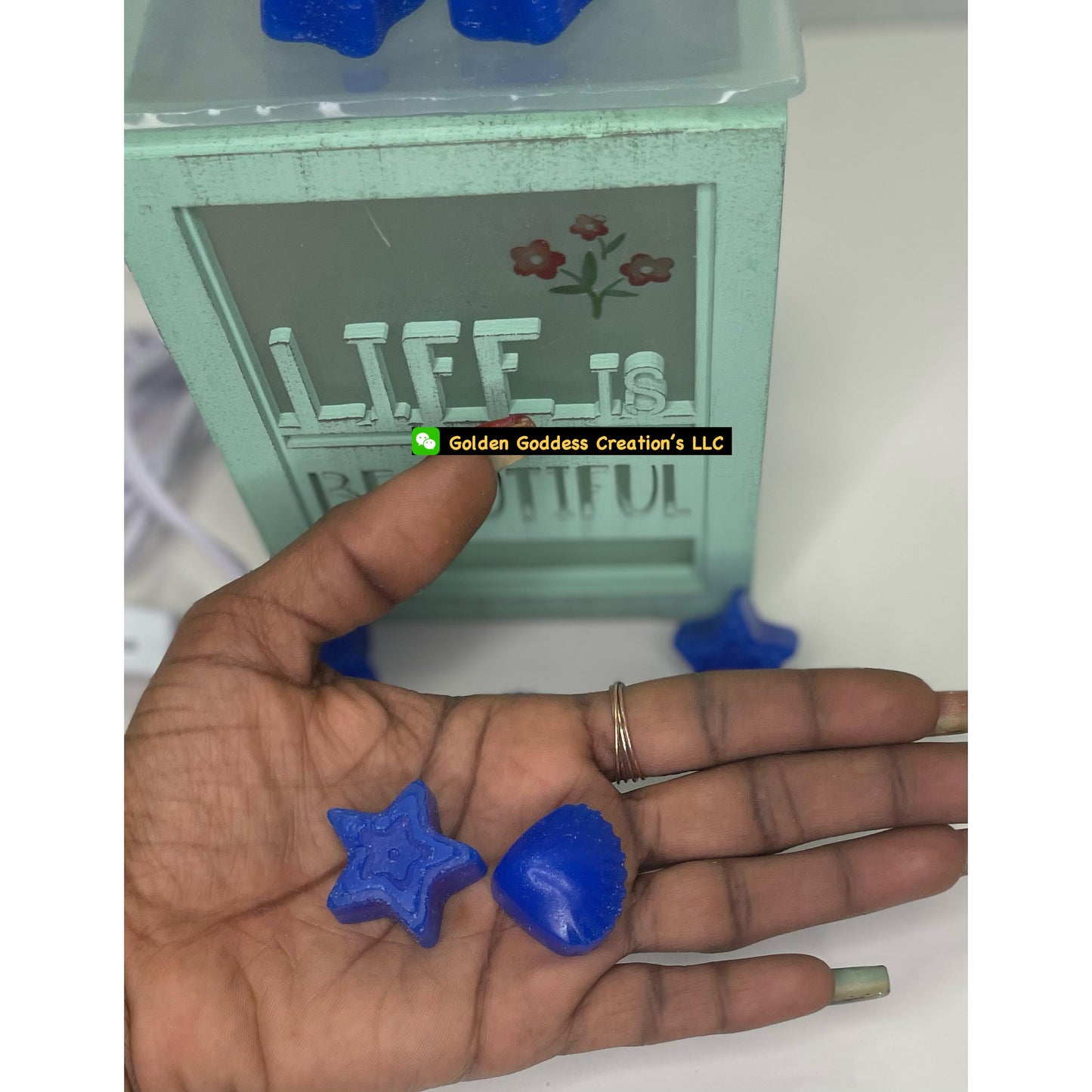 Last Chance! Goddess Cobbler Scentscape – Blueberry Cobbler Wax Melts (1 & 4 oz.)