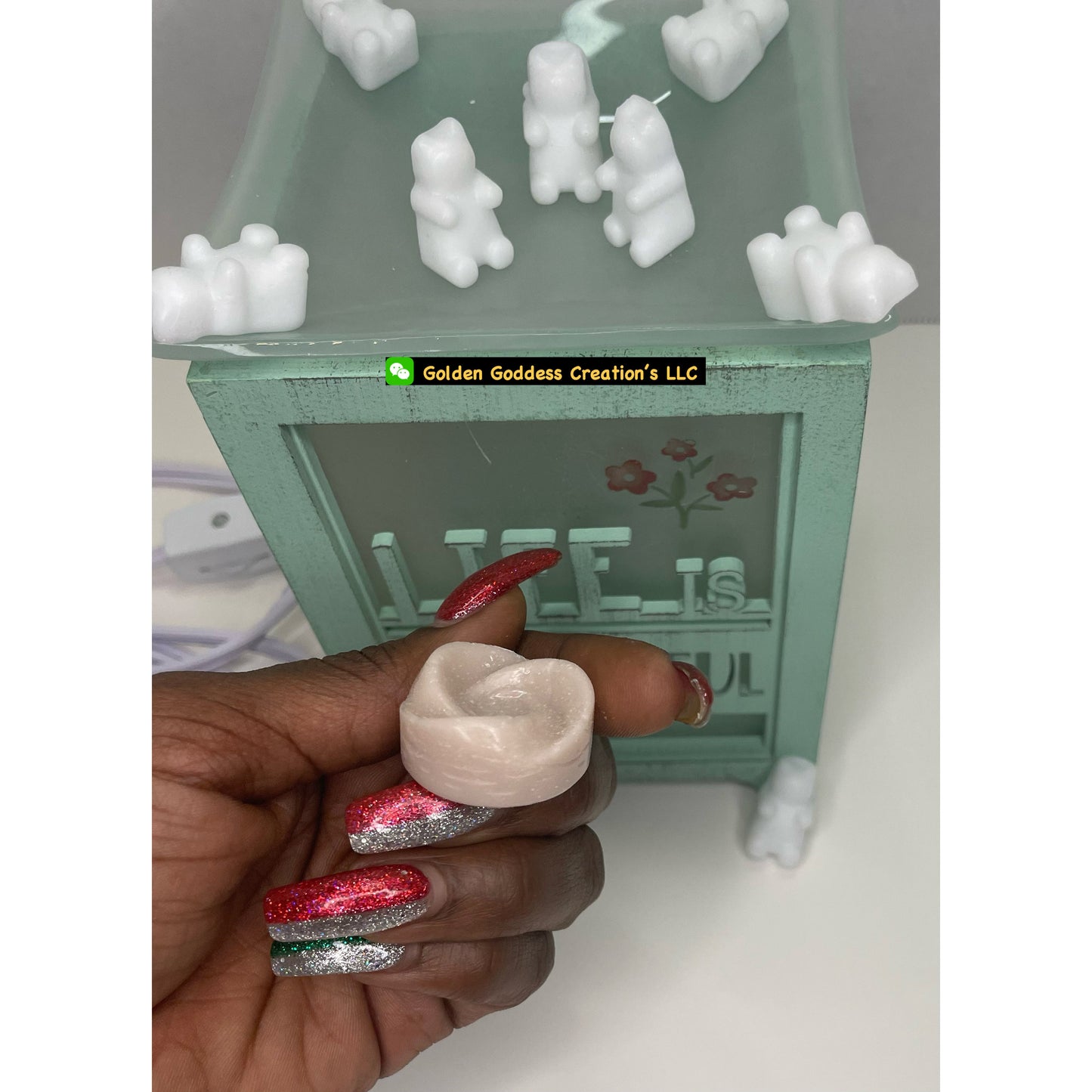Bold & Grounding ~ Goddess Strength Sandalwood Scentscape | 1 and 4 oz. Wax Melts