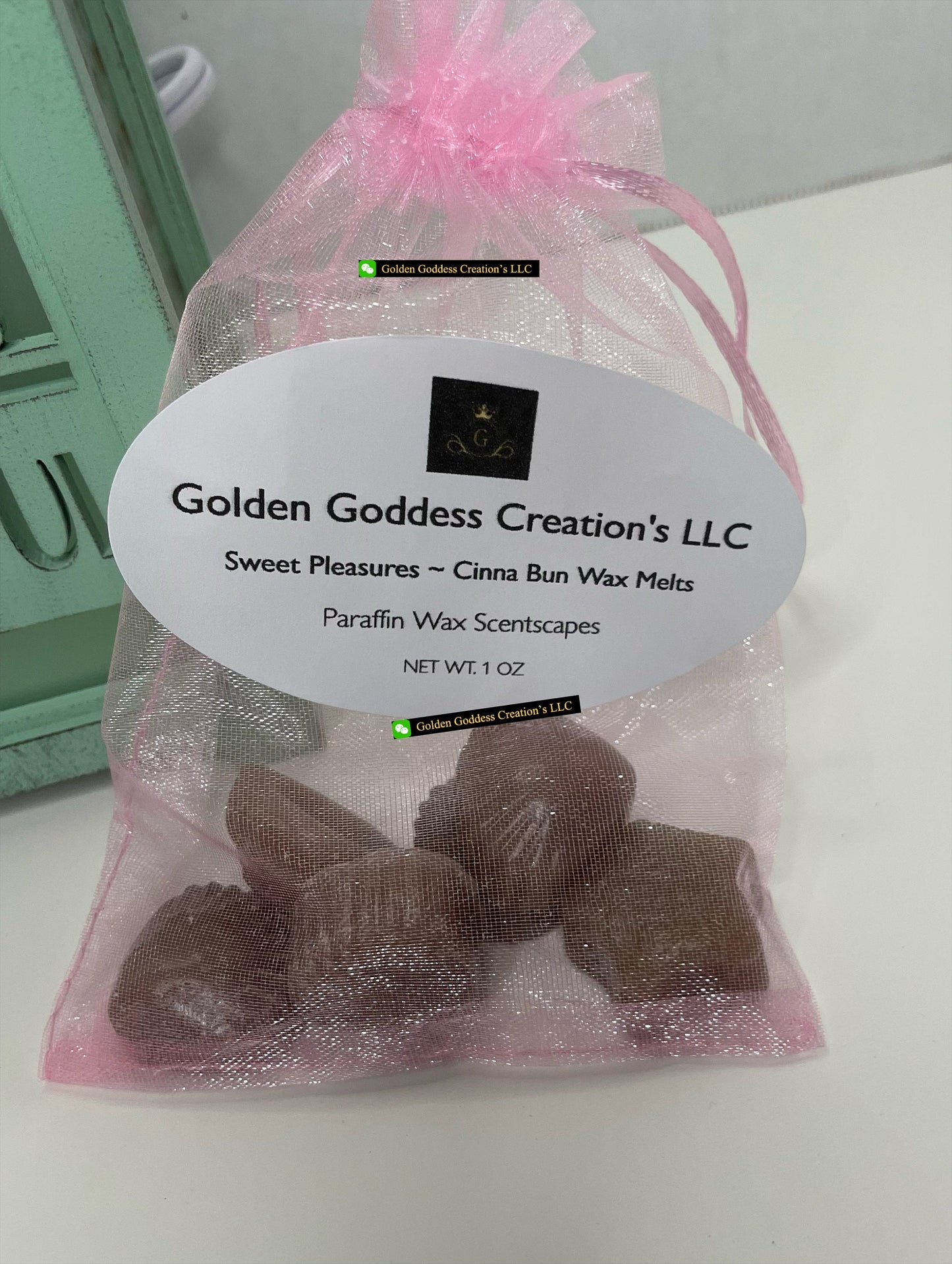 Last Chance! Sweet Pleasures Cinna Bun Scentscapes – Strong and Irresistible Aroma! 1 & 4 oz. Wax Melts