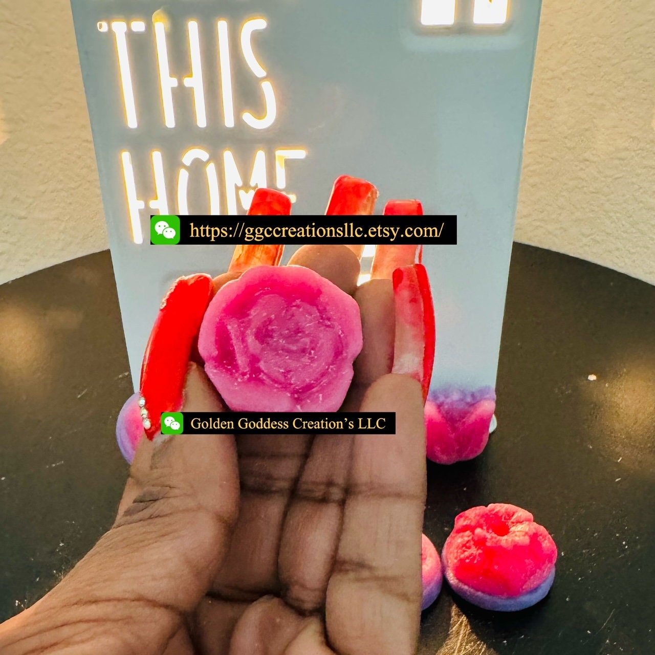 Relax and Unwind – Peaceful Moment Scentscape ~ Strong Scented Hibiscus Palm and Sandalwood Wax Melts (1 & 4 oz.)