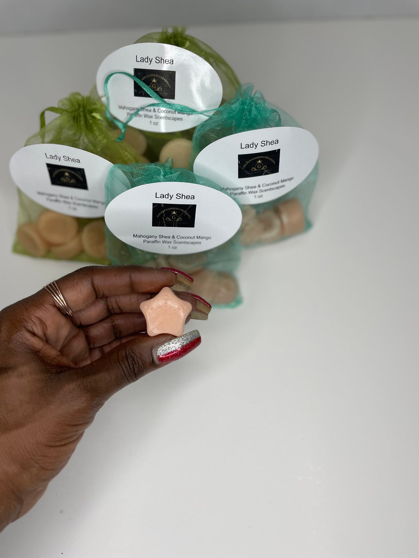 Last Chance! Strong Scented Lady Shea Scentscape ~ 1 & 4 oz. Luxe Fragrance Wax Melts