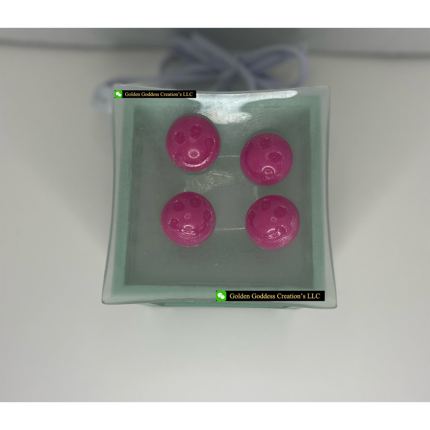 Irresistible Goddess Kisses Strong Strawberry Guava Wax Melts (1 & 4 oz.)