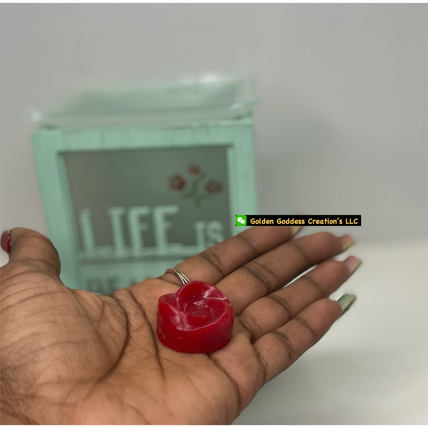 Bold & Spicy Lady Red Hotts ~ Cinnamon Candy Wax Melts (1 and 4 oz.)