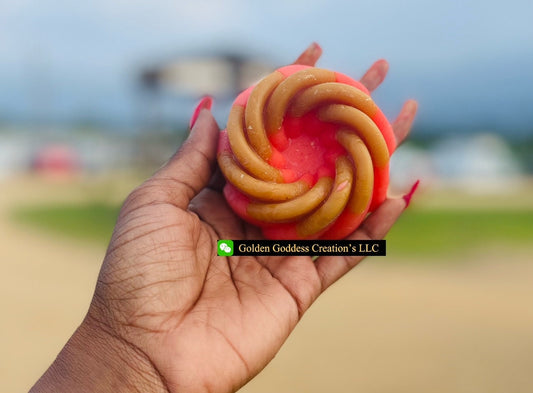 Rich & Sweet Strawberry Chocolate Bundt Wax Melts